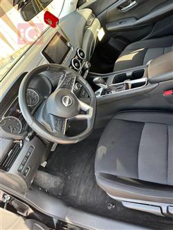 نيسان سنترا